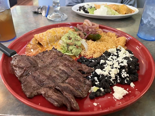 Noe Jose Cafe Family Restaurant photo 7